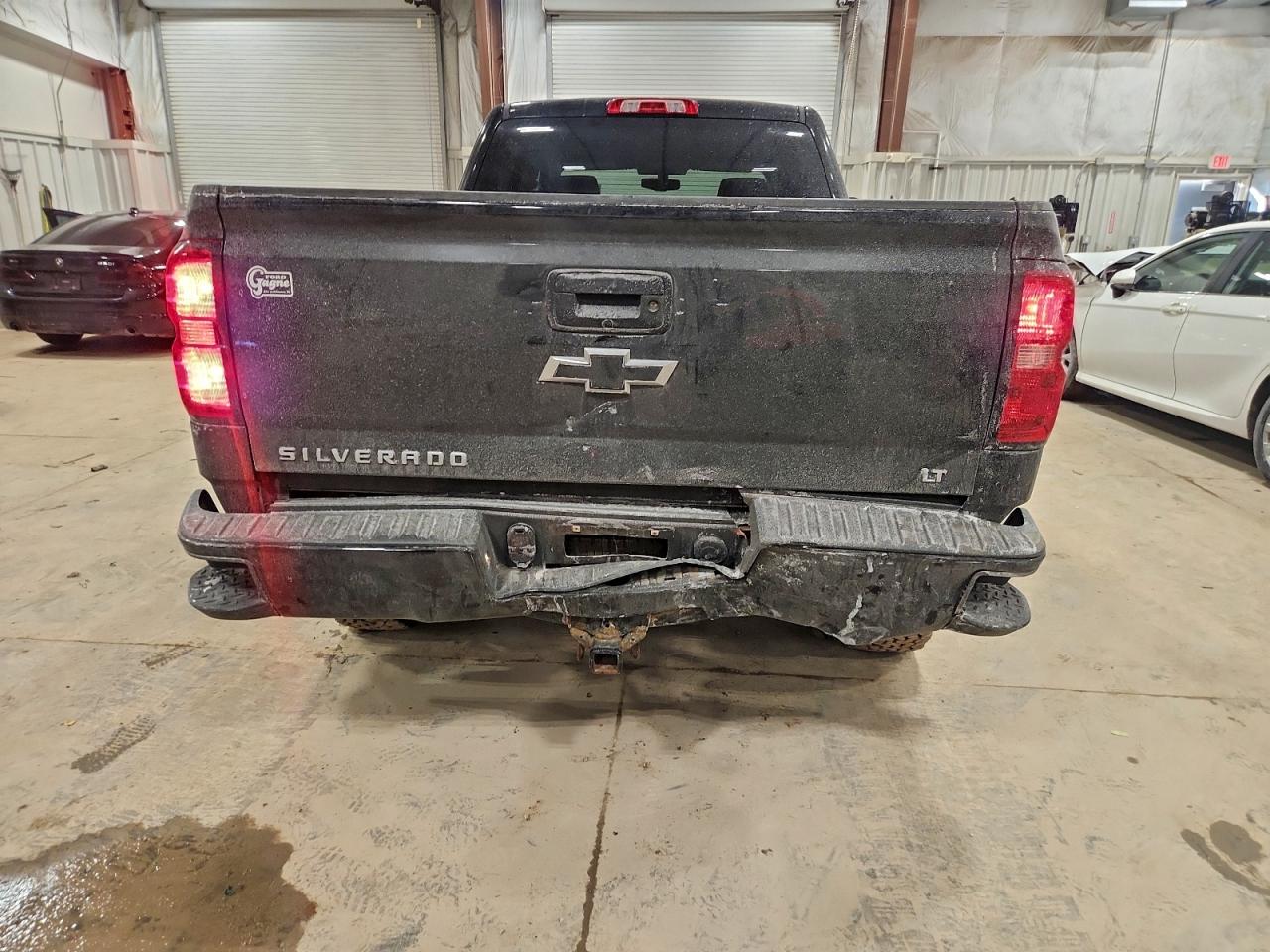 2017 CHEVROLET SILVERADO K1500 LT photo 6