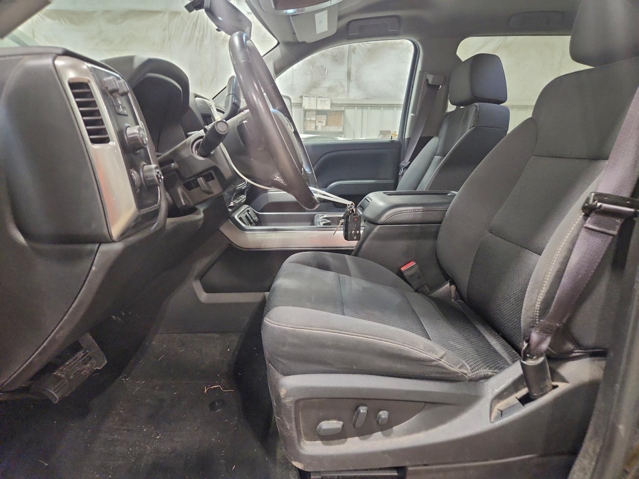 2017 CHEVROLET SILVERADO K1500 LT photo 7