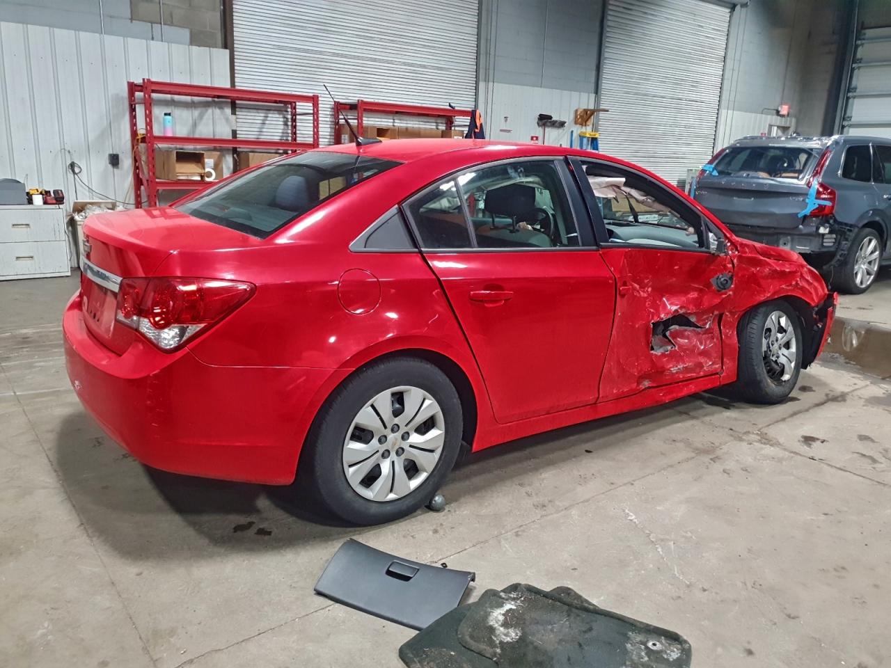 2014 CHEVROLET CRUZE LS photo 3