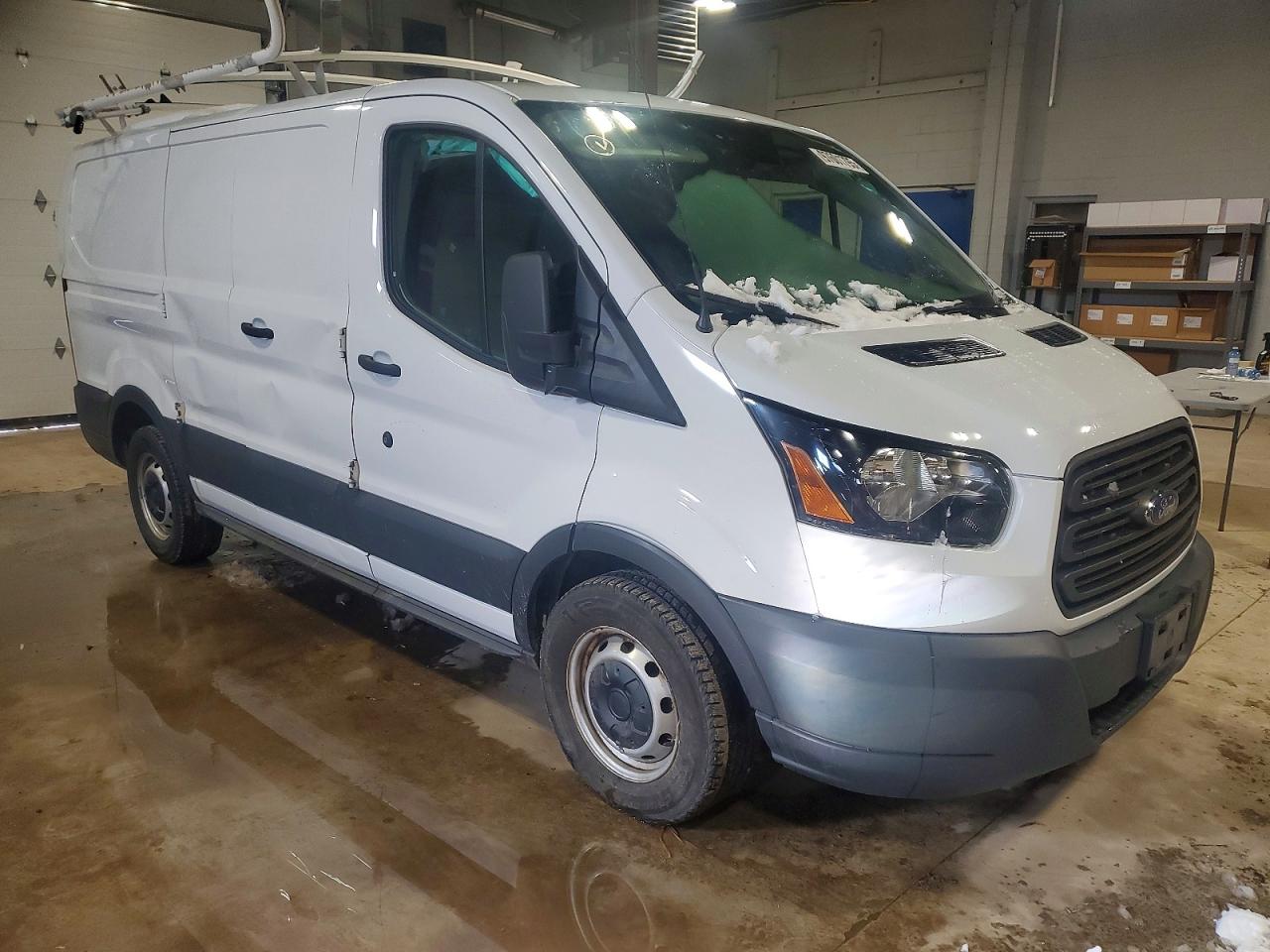 2018 FORD TRANSIT T-150 photo 4