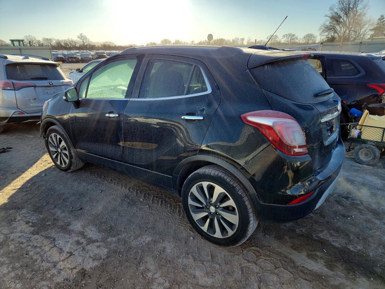 2020 BUICK ENCORE ESSENCE photo 3