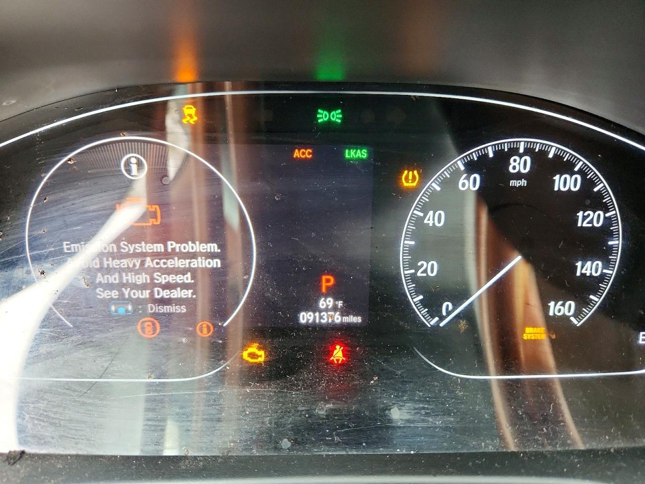 2018 HONDA ACCORD LX photo 25