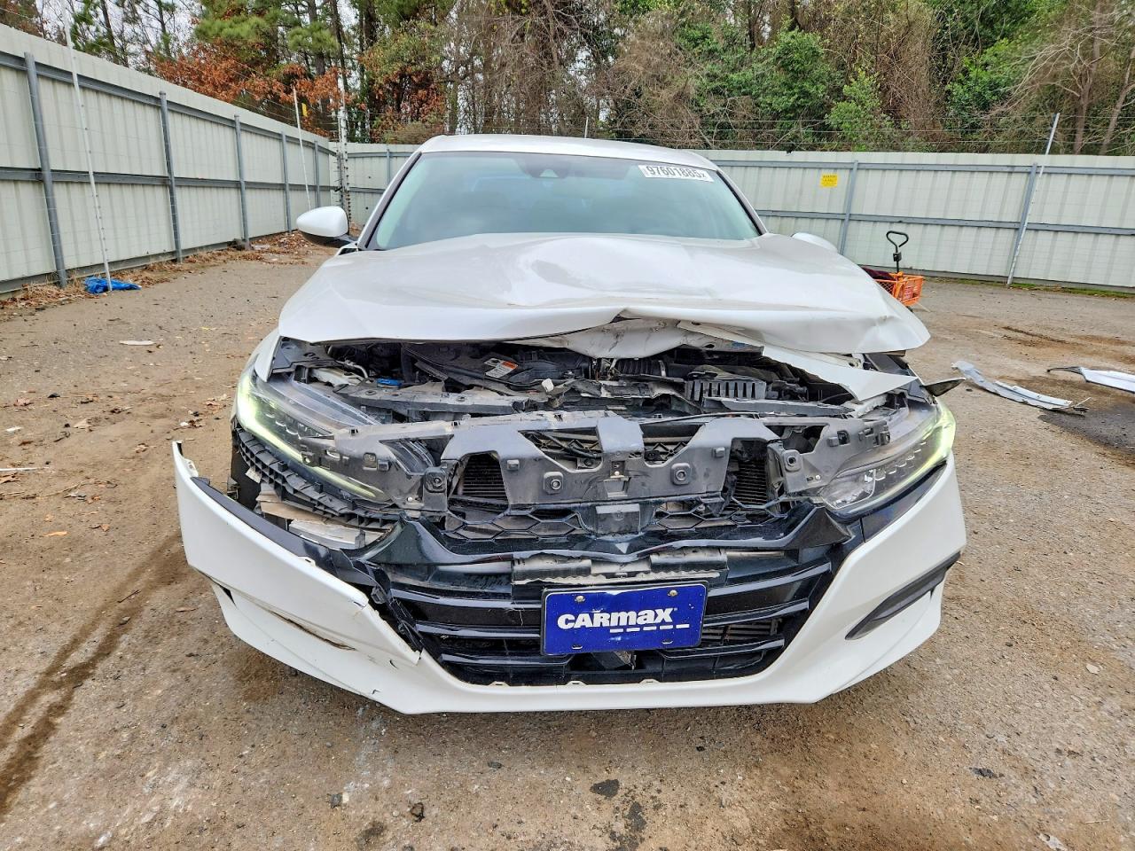 2018 HONDA ACCORD LX photo 13
