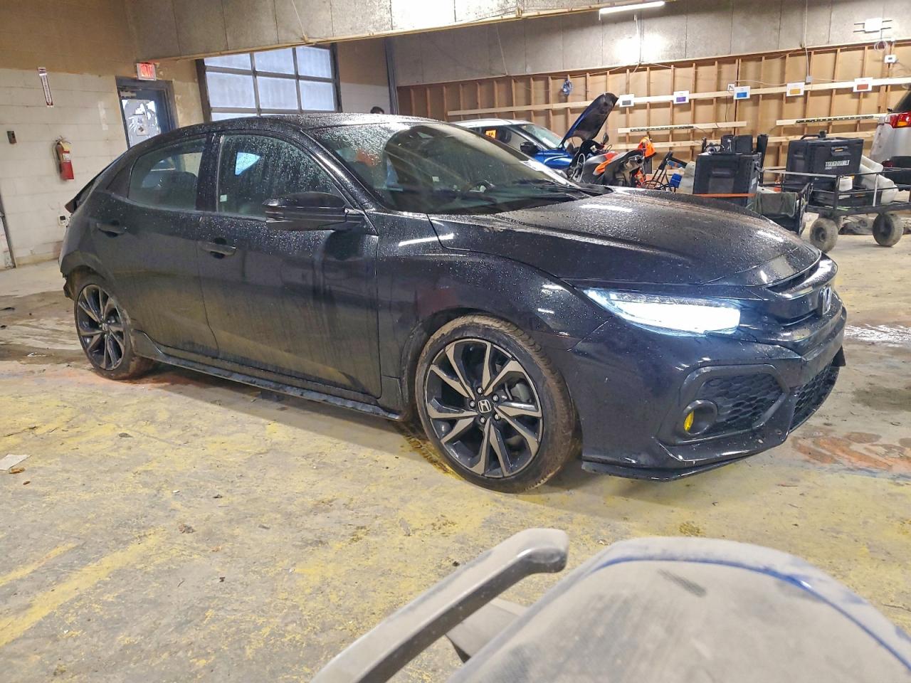 2017 HONDA CIVIC SPORT TOURING photo 4