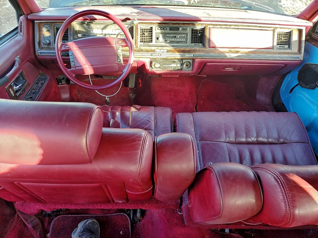 1992 LINCOLN TOWN CAR EXECUTIVE photo 8