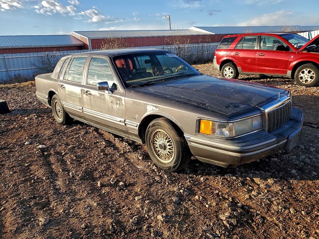 1992 LINCOLN TOWN CAR EXECUTIVE photo 4