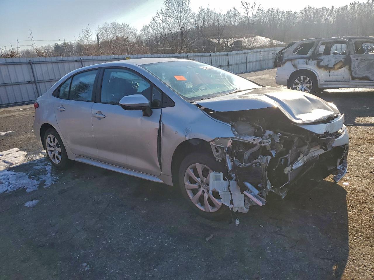 2021 TOYOTA COROLLA LE photo 4