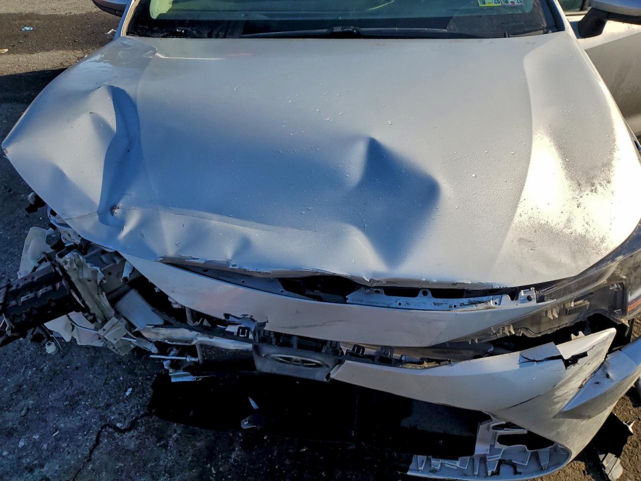 2021 TOYOTA COROLLA LE photo 11