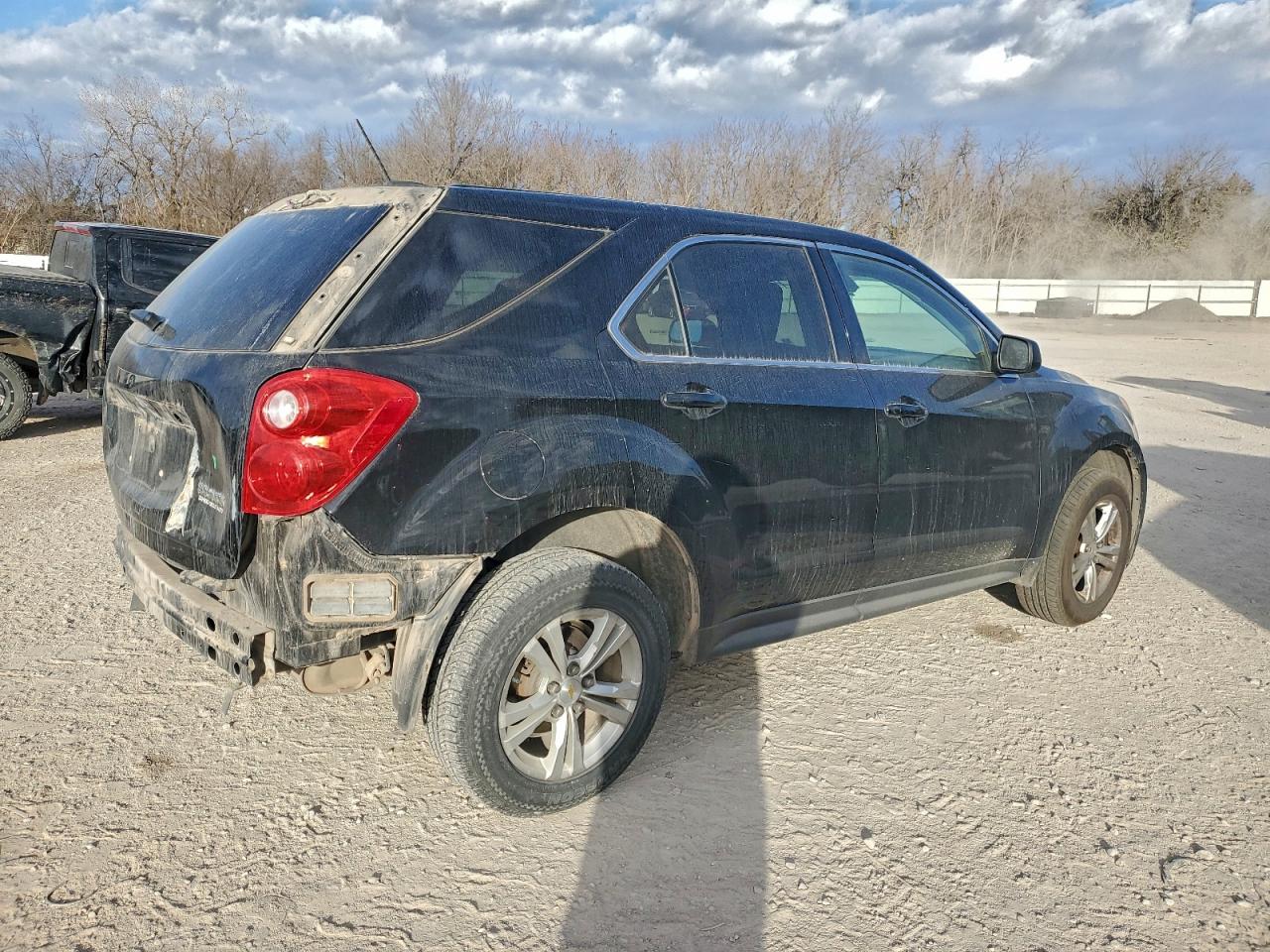 2015 CHEVROLET EQUINOX LS photo 3