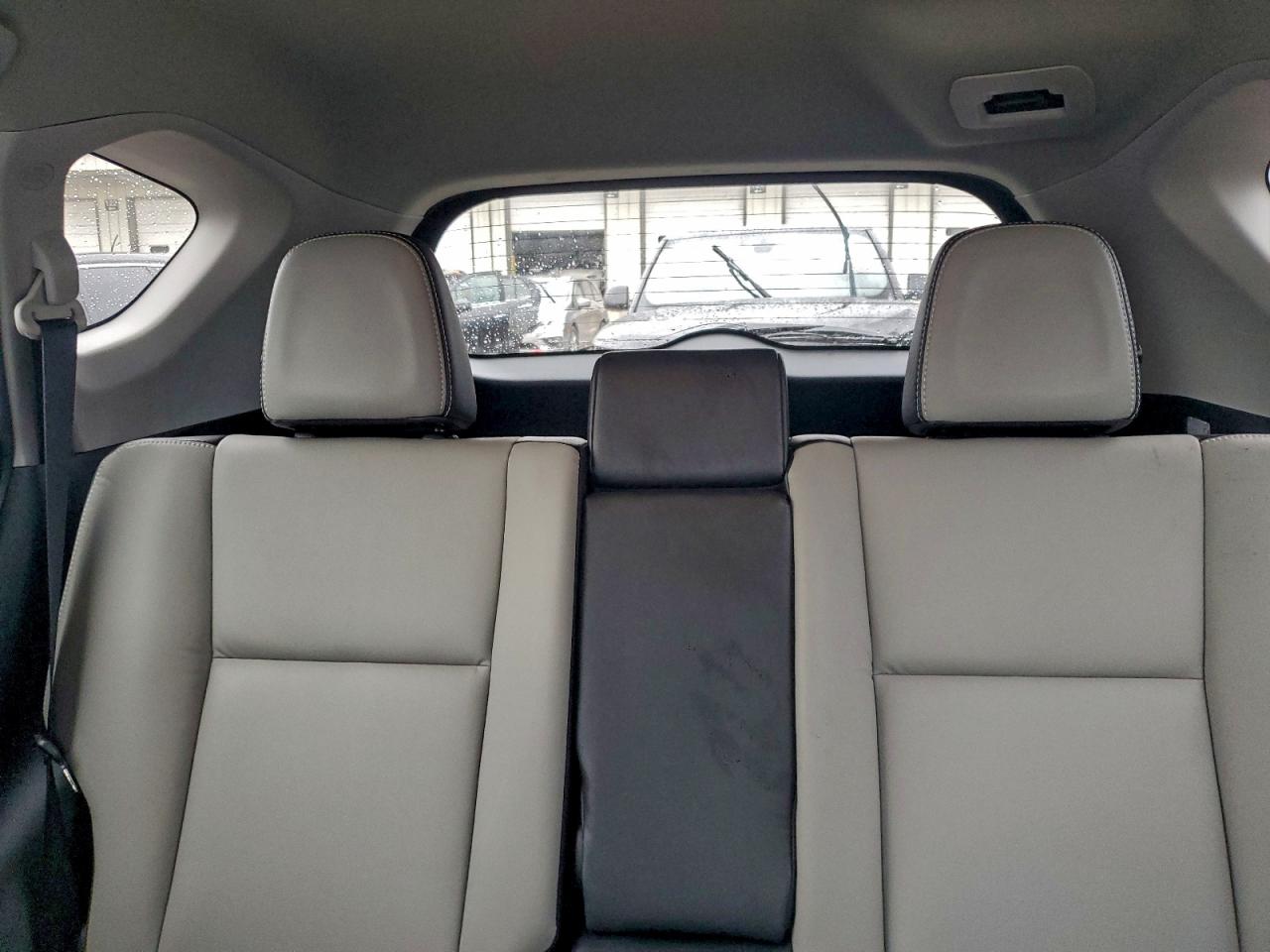 2017 TOYOTA RAV4 LIMITED photo 19