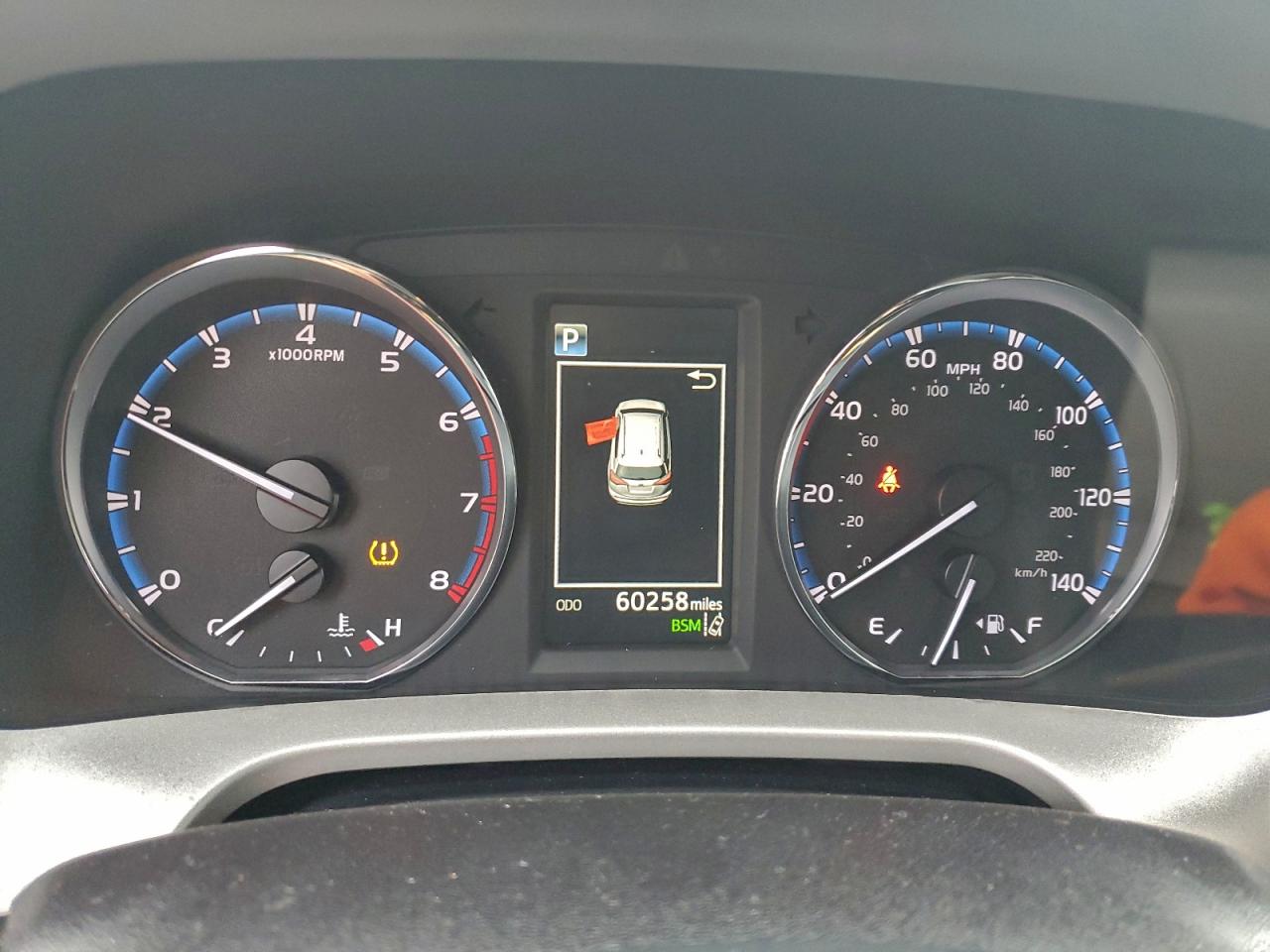 2017 TOYOTA RAV4 LIMITED photo 17