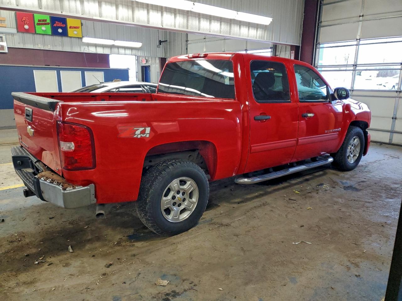 2009 CHEVROLET SILVERADO K1500 LT photo 3
