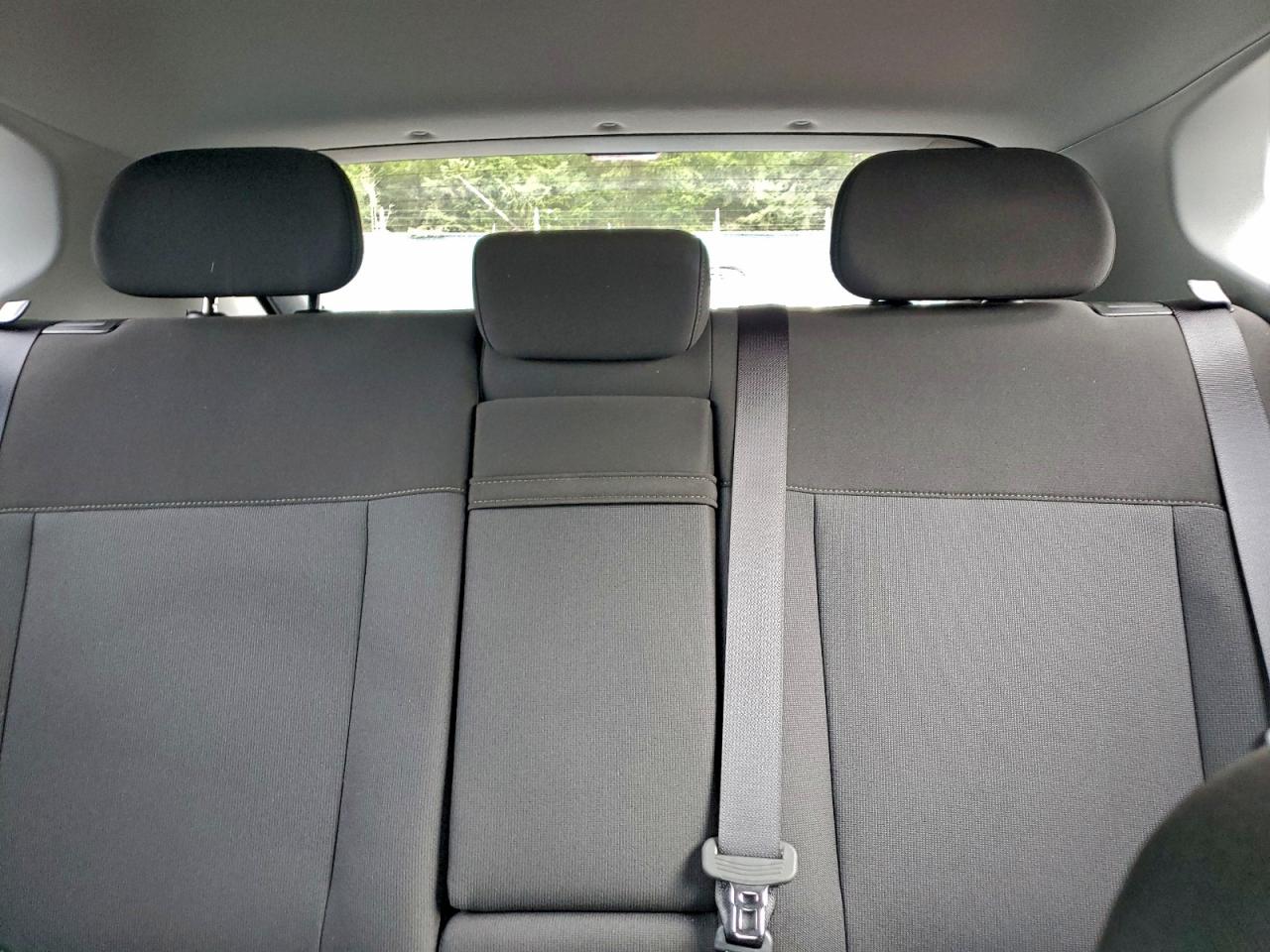 2025 HYUNDAI KONA SE photo 10