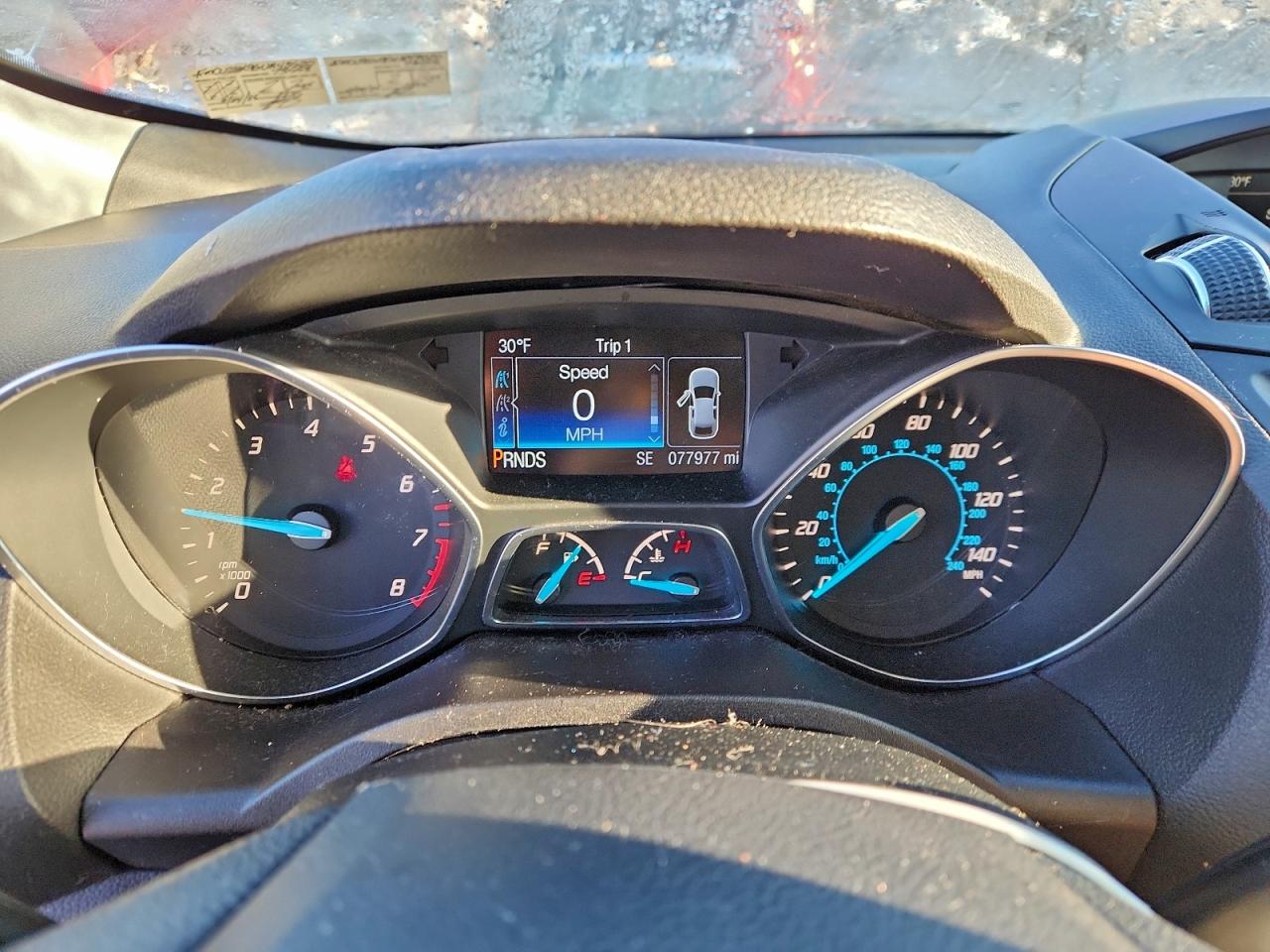 2016 FORD ESCAPE SE photo 9