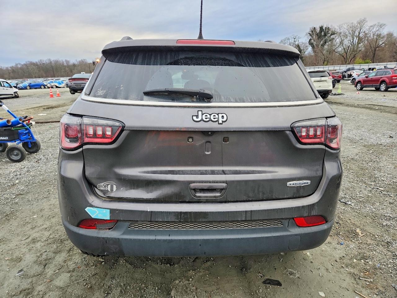 2022 JEEP COMPASS LATITUDE photo 6