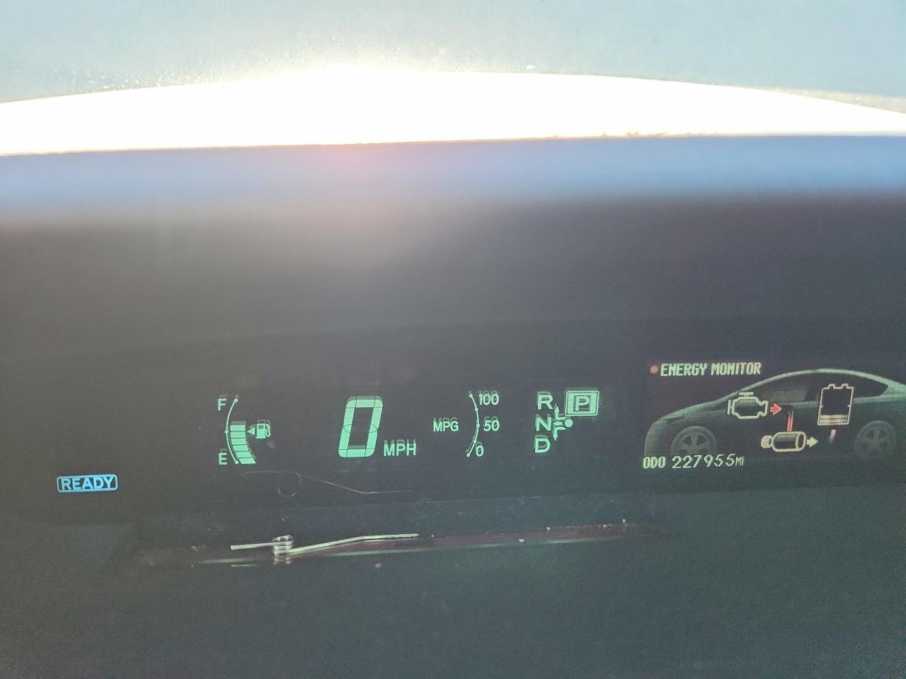 2013 TOYOTA PRIUS photo 9