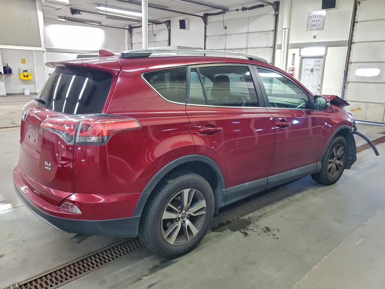 2018 TOYOTA RAV4 ADVENTURE photo 3