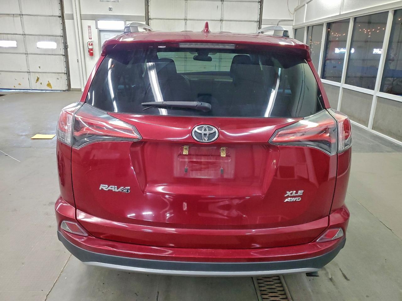 2018 TOYOTA RAV4 ADVENTURE photo 6