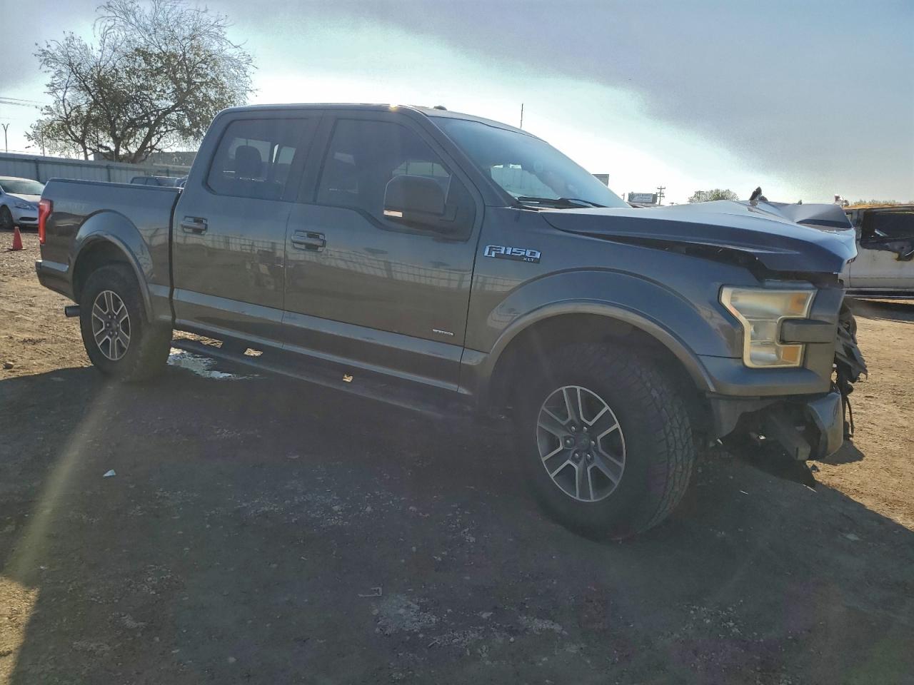 2015 FORD F150 SUPERCREW photo 4