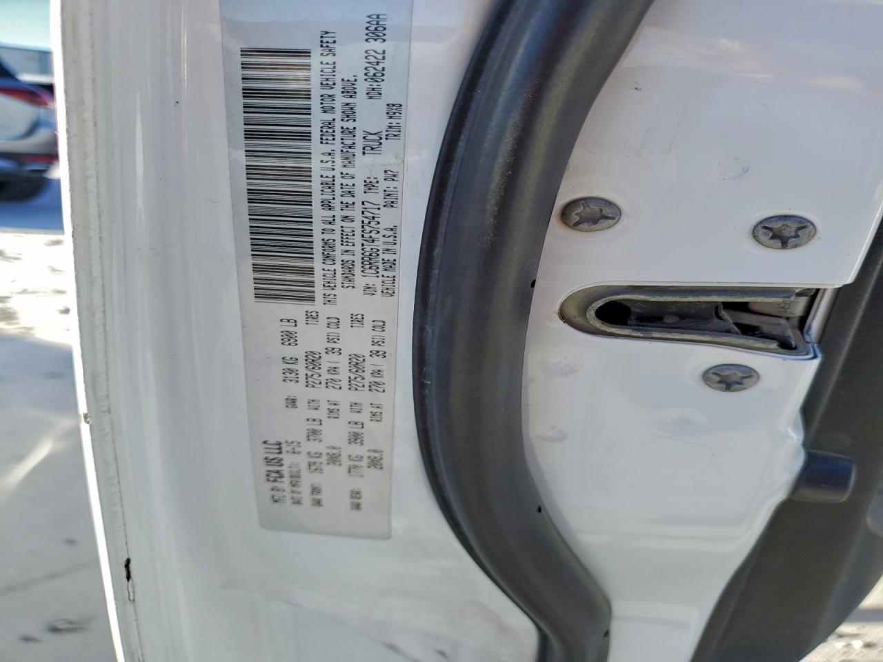 2015 RAM 1500 SLT photo 13