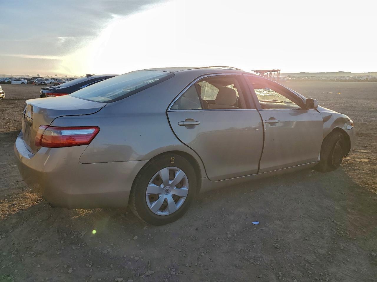 2009 TOYOTA CAMRY BASE photo 3