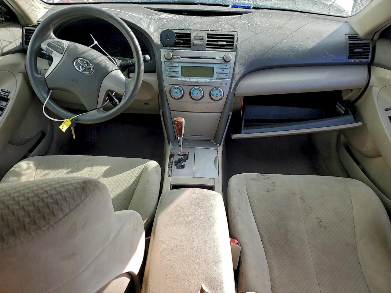 2009 TOYOTA CAMRY BASE photo 8