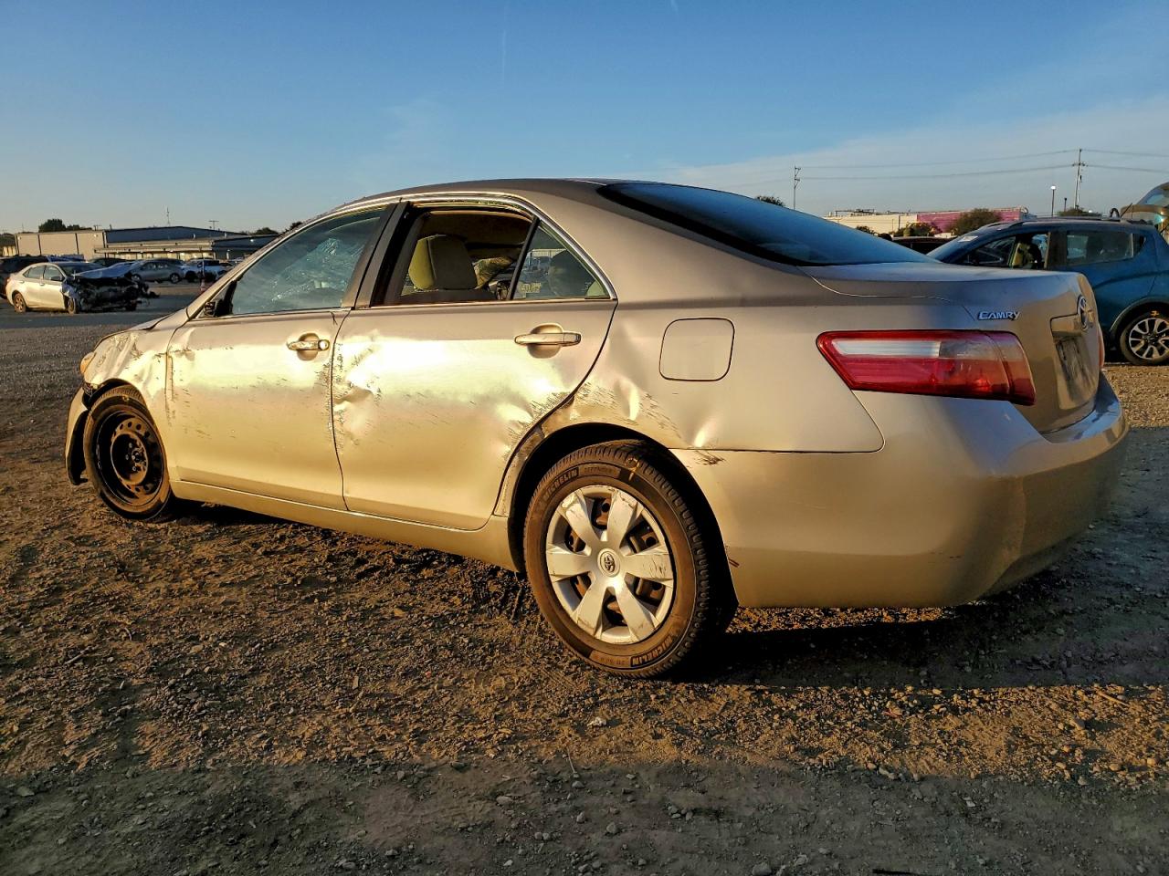 2009 TOYOTA CAMRY BASE photo 2