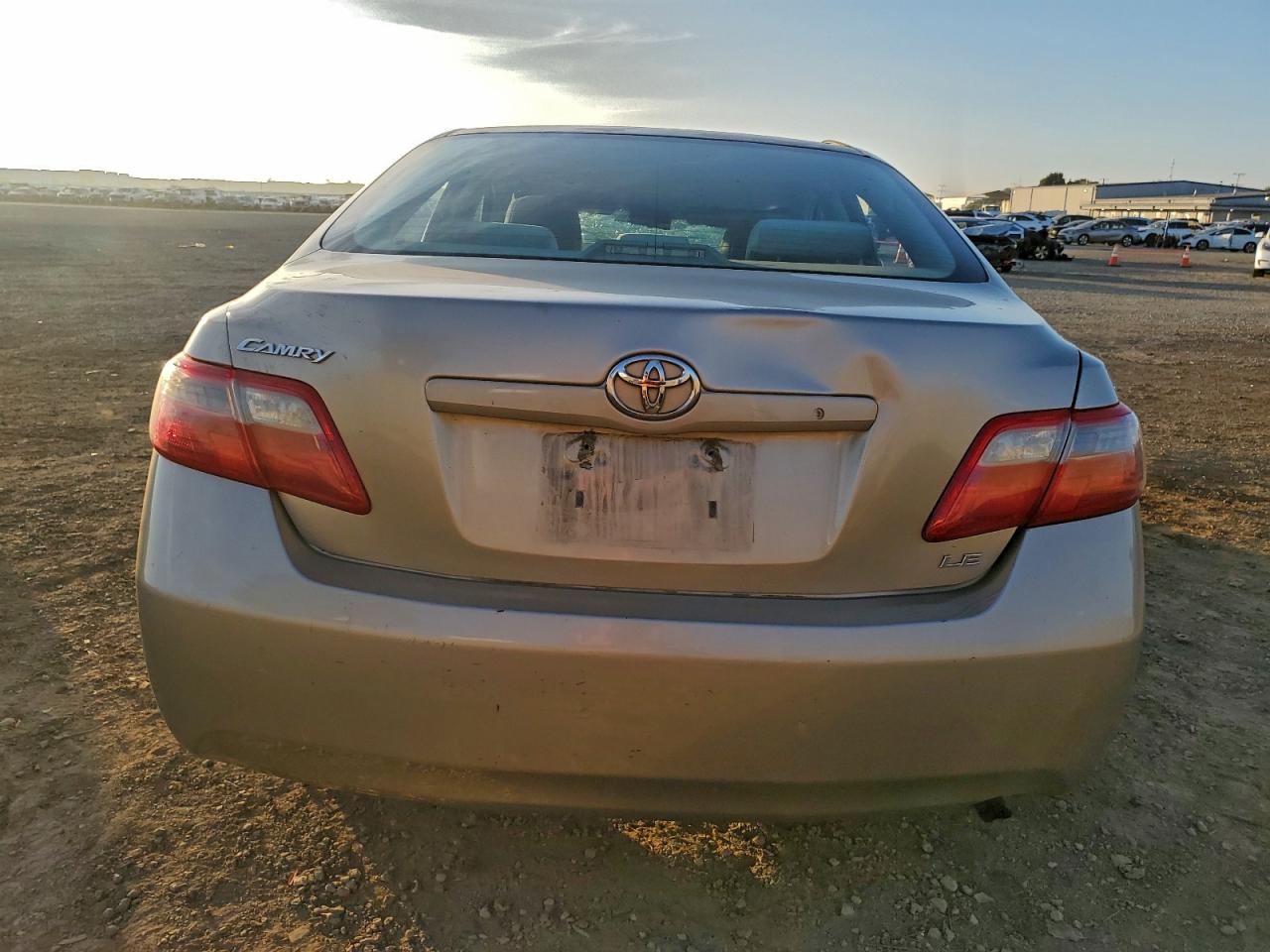 2009 TOYOTA CAMRY BASE photo 6