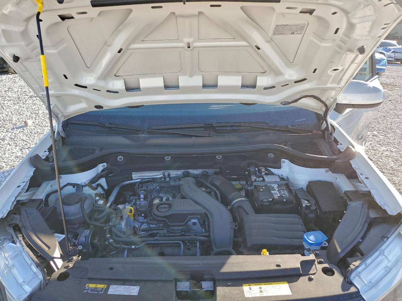 2024 VOLKSWAGEN TAOS SE photo 31