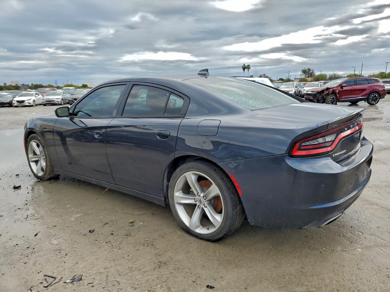 2018 DODGE CHARGER SXT PLUS photo 2