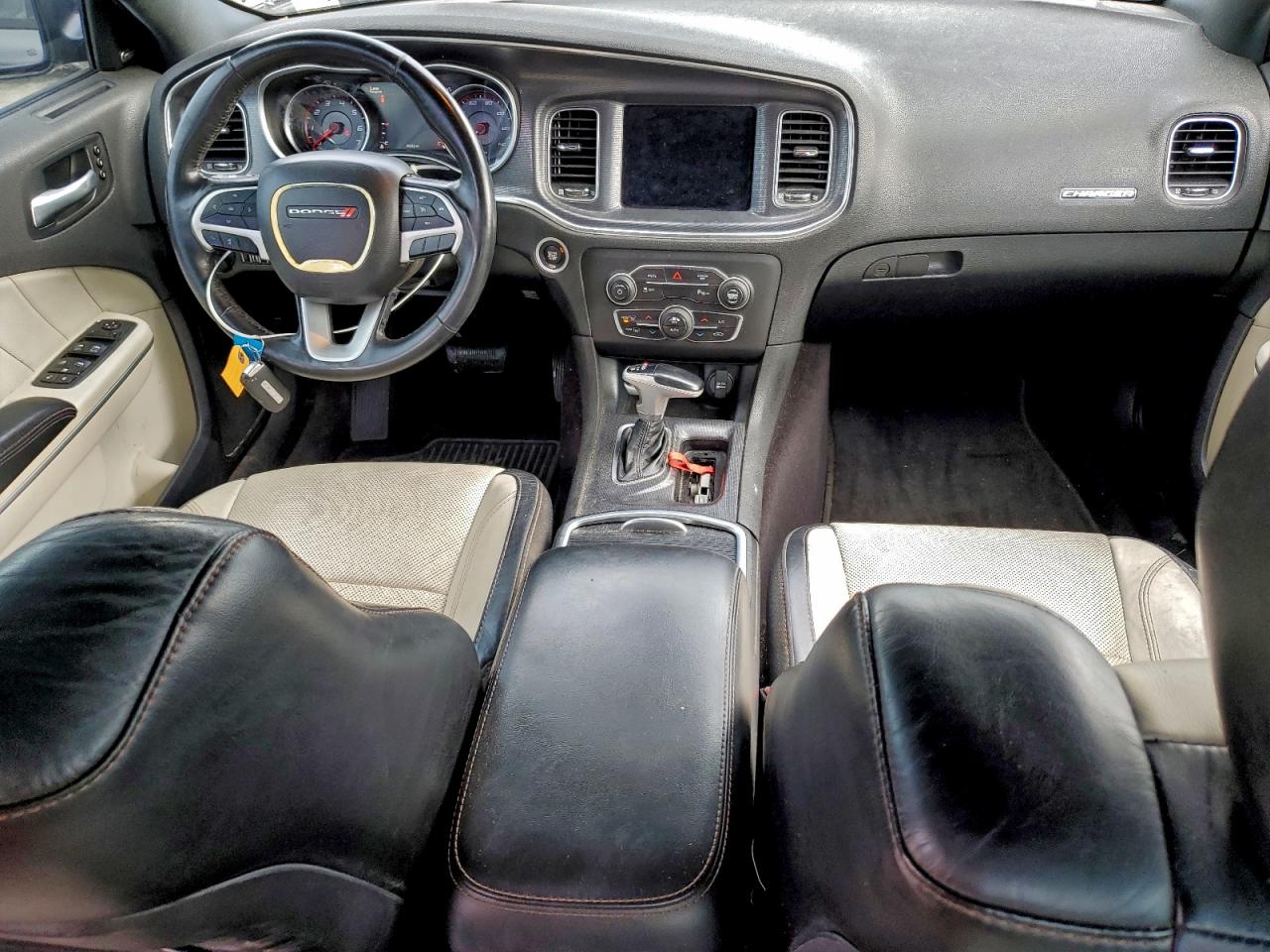 2018 DODGE CHARGER SXT PLUS photo 8