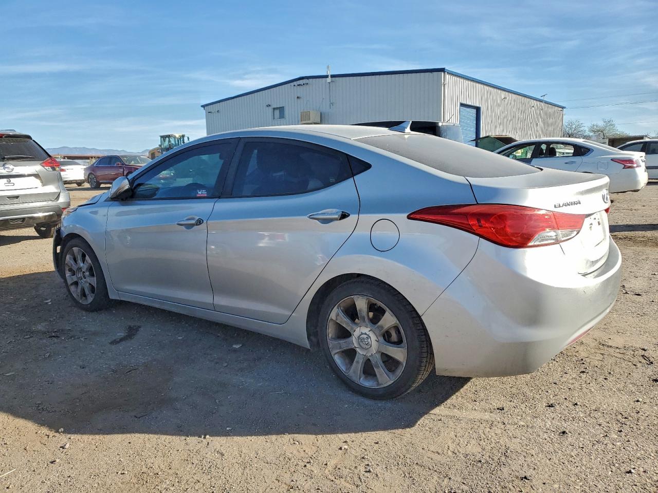 2013 HYUNDAI ELANTRA GLS photo 2