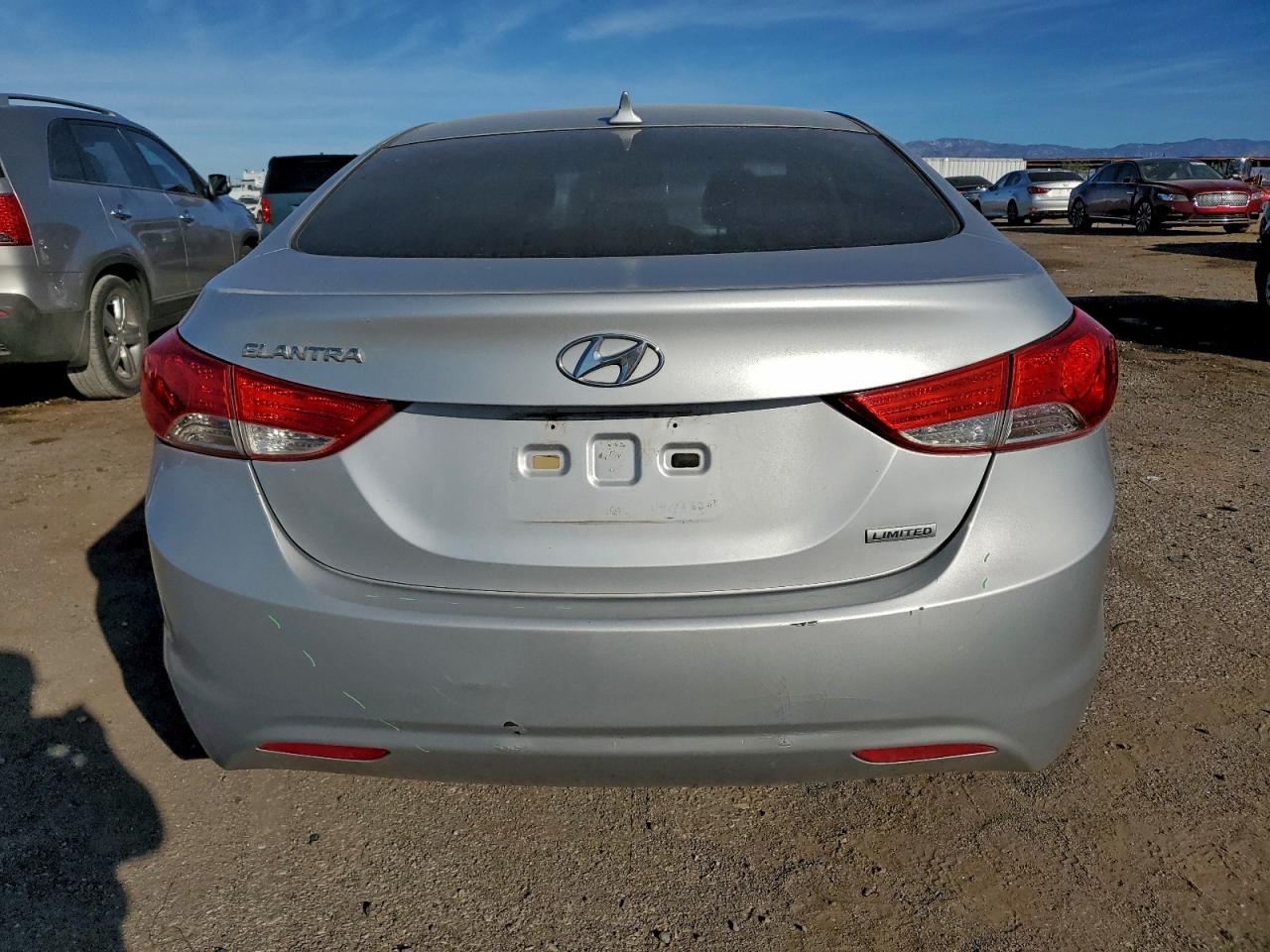 2013 HYUNDAI ELANTRA GLS photo 6