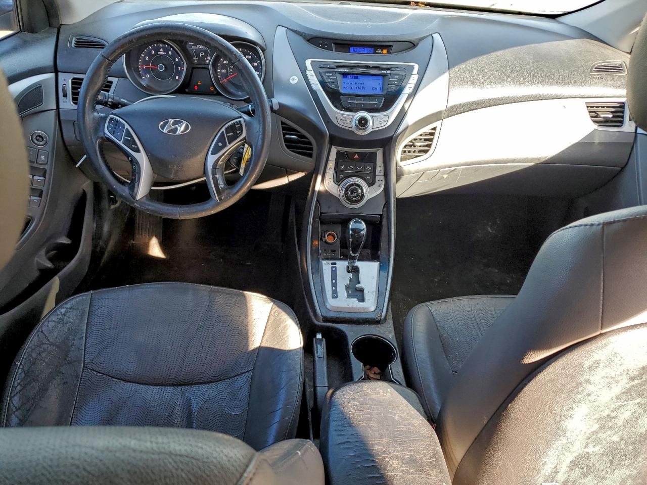 2013 HYUNDAI ELANTRA GLS photo 8