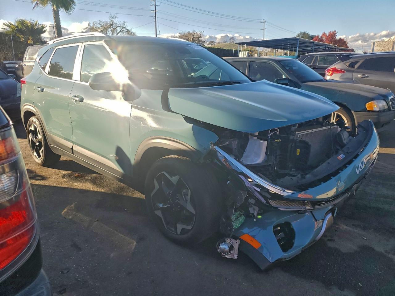 2025 KIA SELTOS EX photo 7