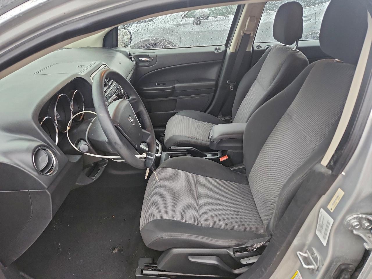 2011 DODGE CALIBER MAINSTREET photo 7