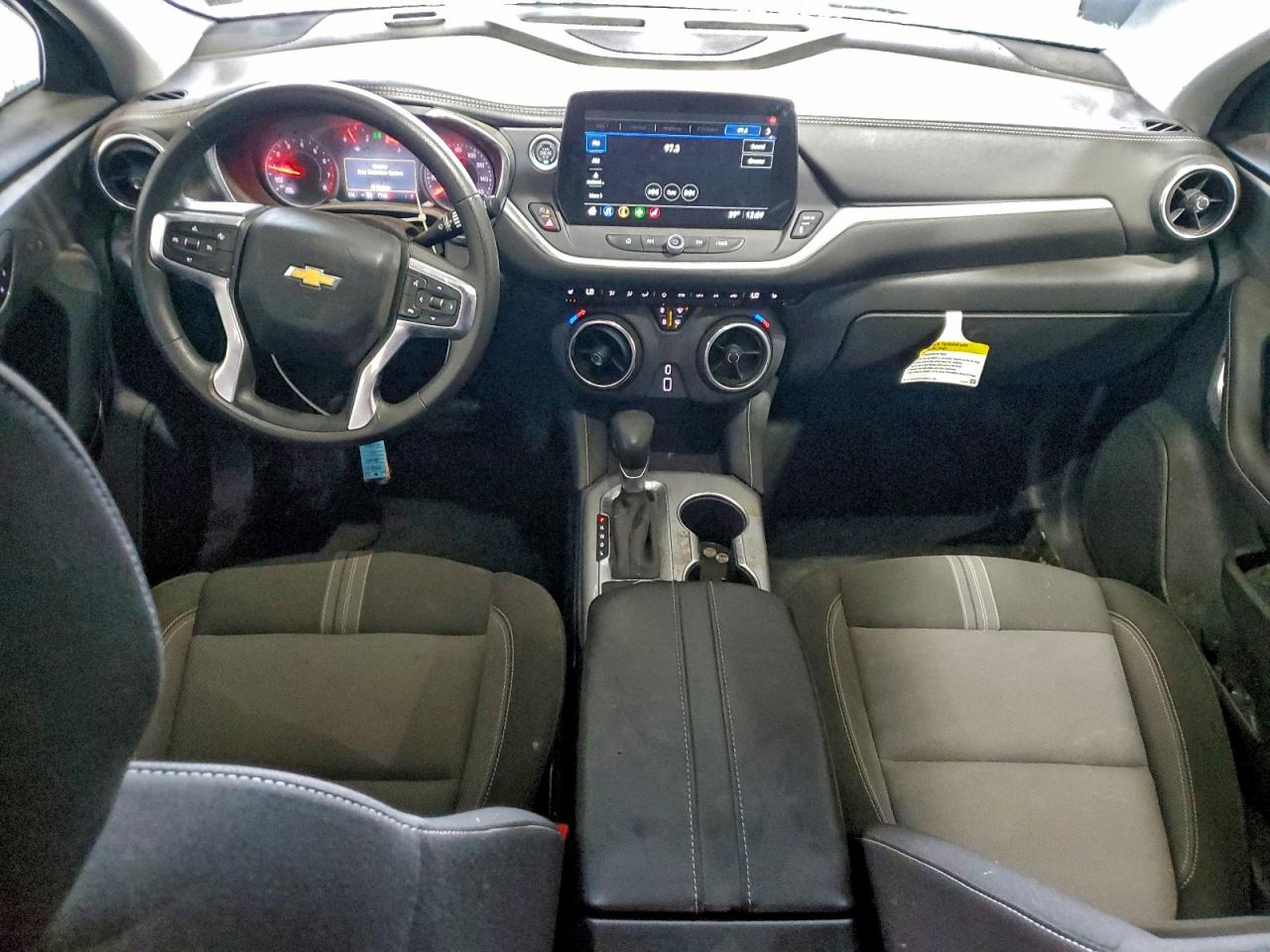 2025 CHEVROLET BLAZER 2LT photo 8
