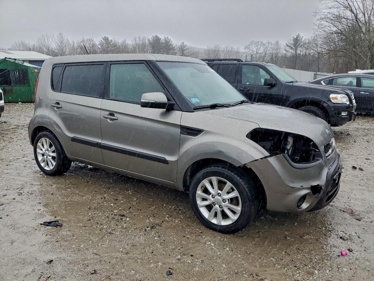2013 KIA SOUL + photo 4