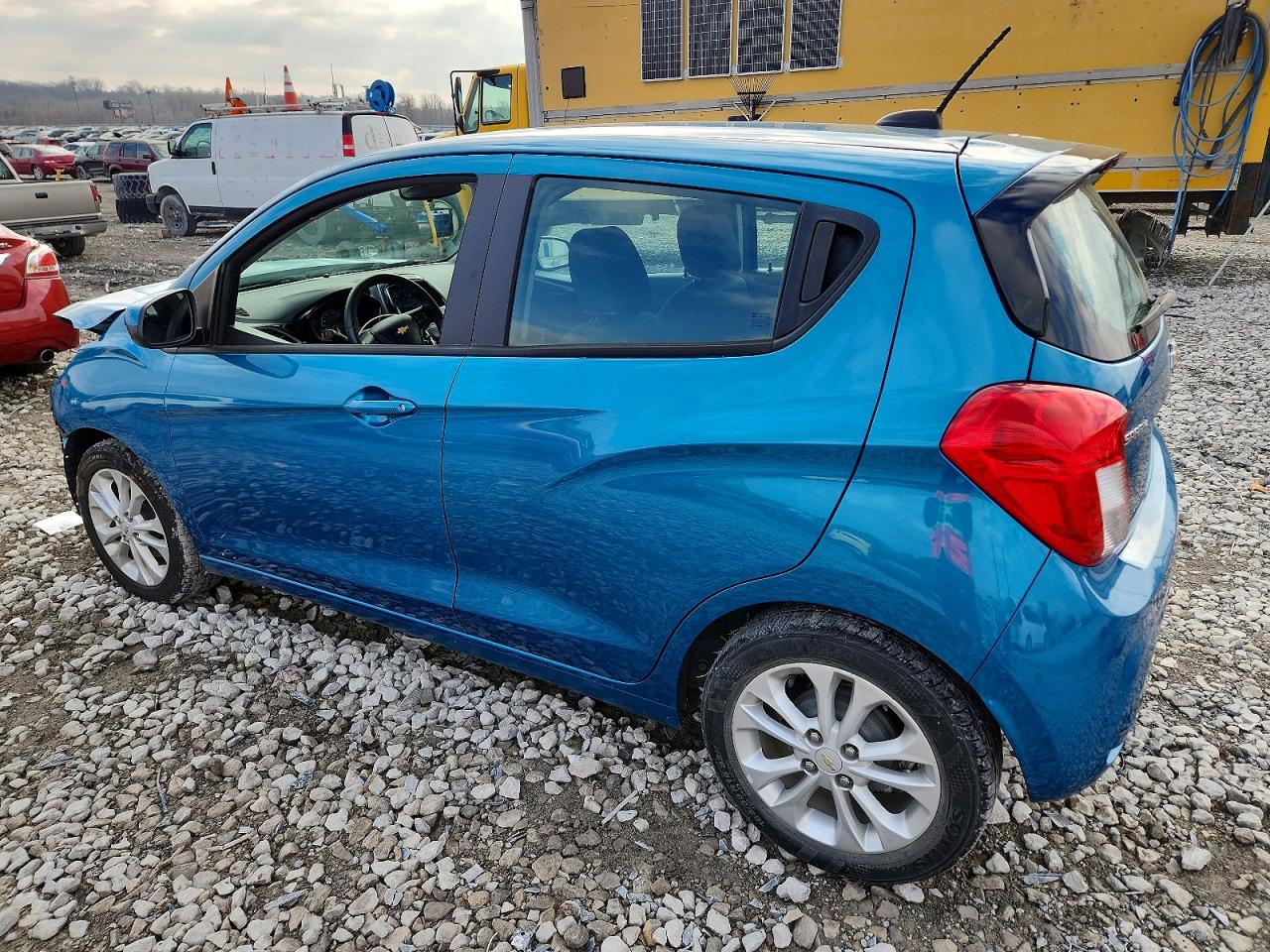 2020 CHEVROLET SPARK 1LT photo 2