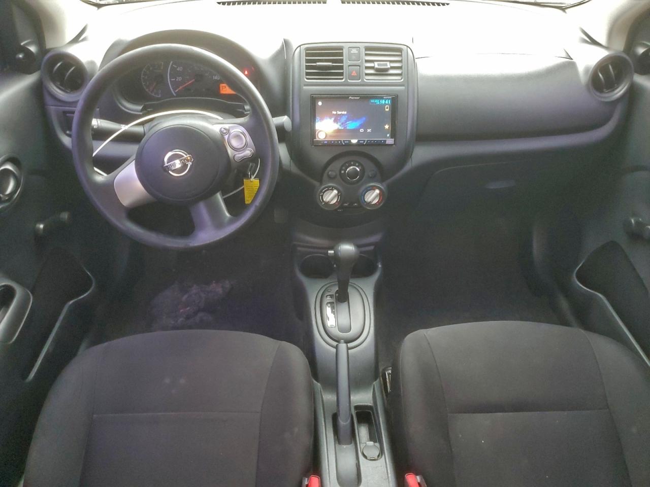 2014 NISSAN VERSA S photo 8