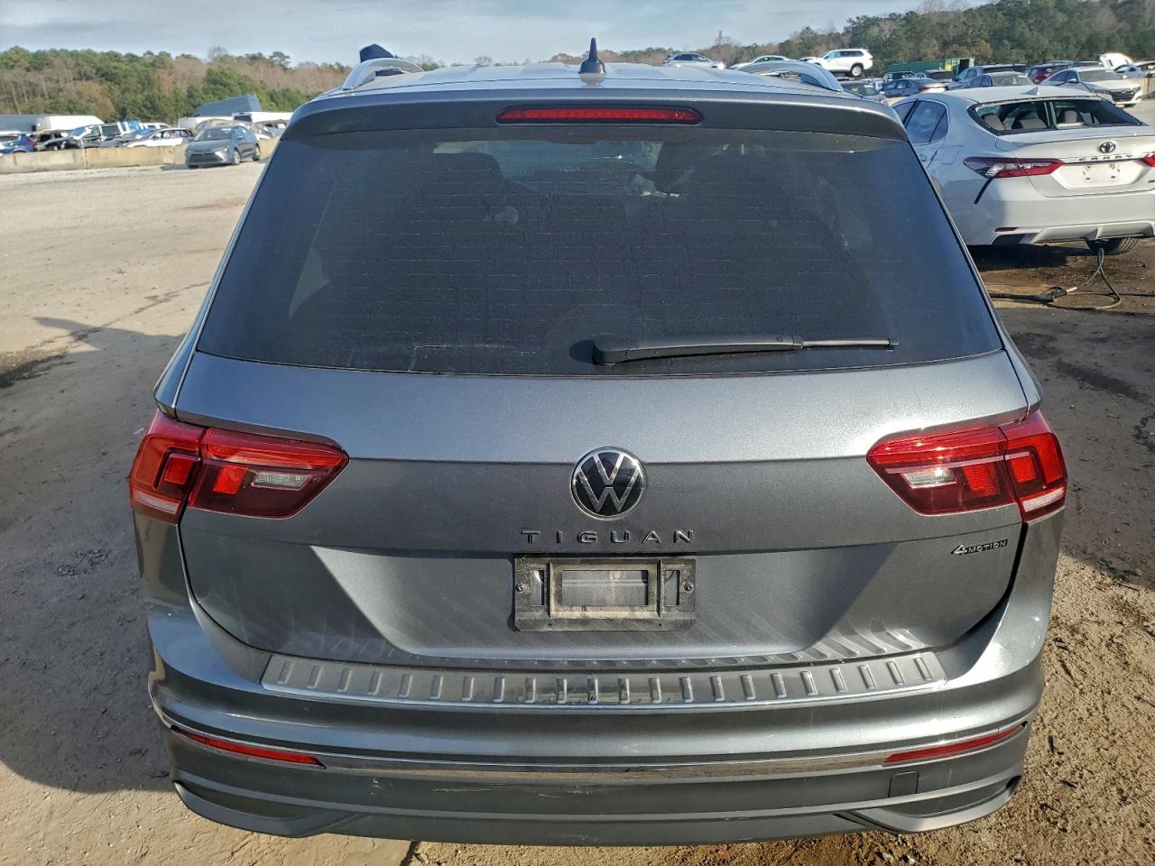 2024 VOLKSWAGEN TIGUAN WOLFSBURG photo 6