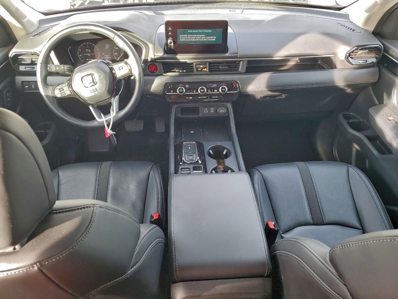 2025 HONDA PILOT EXL photo 15