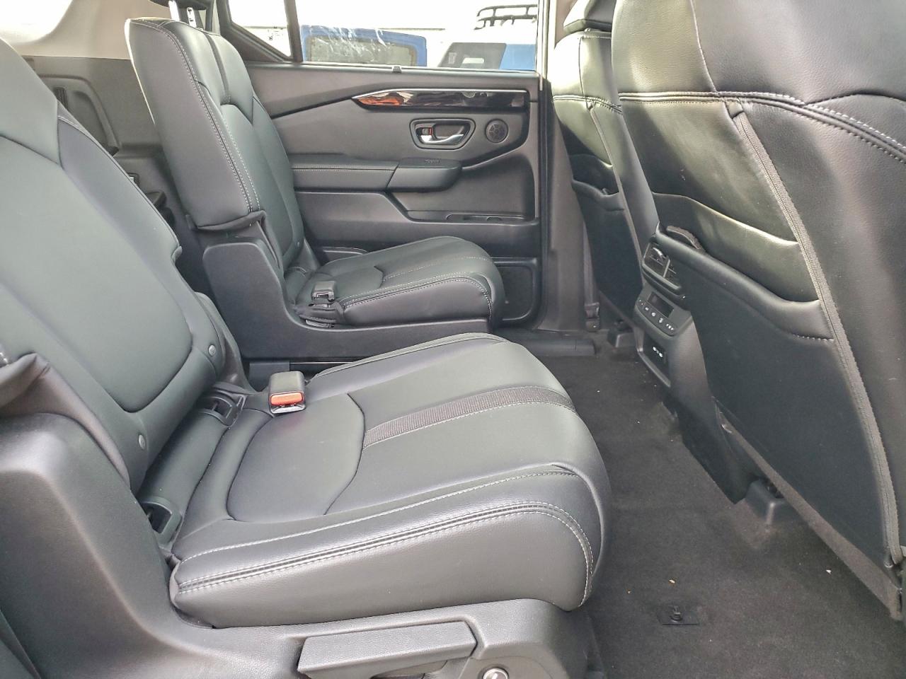 2025 HONDA PILOT EXL photo 21
