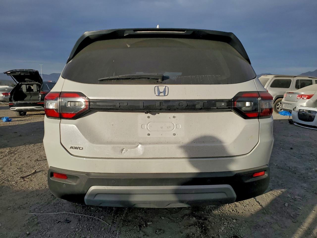 2025 HONDA PILOT EXL photo 11