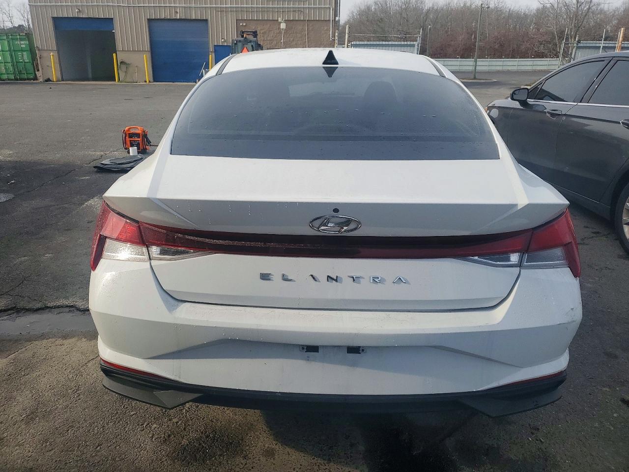 2023 HYUNDAI ELANTRA SEL photo 6