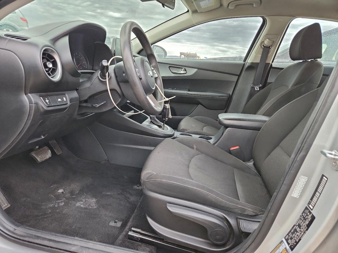 2021 KIA FORTE FE photo 7