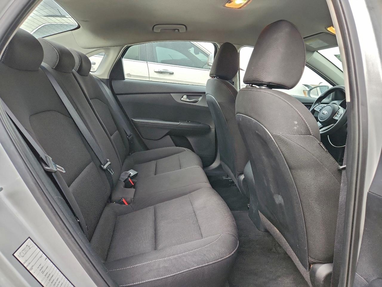 2021 KIA FORTE FE photo 10