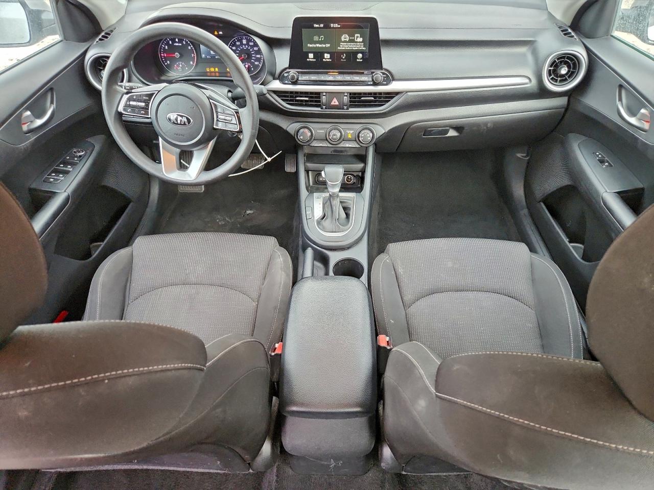2021 KIA FORTE FE photo 8