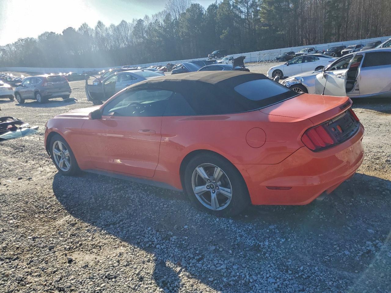 2015 FORD MUSTANG photo 2