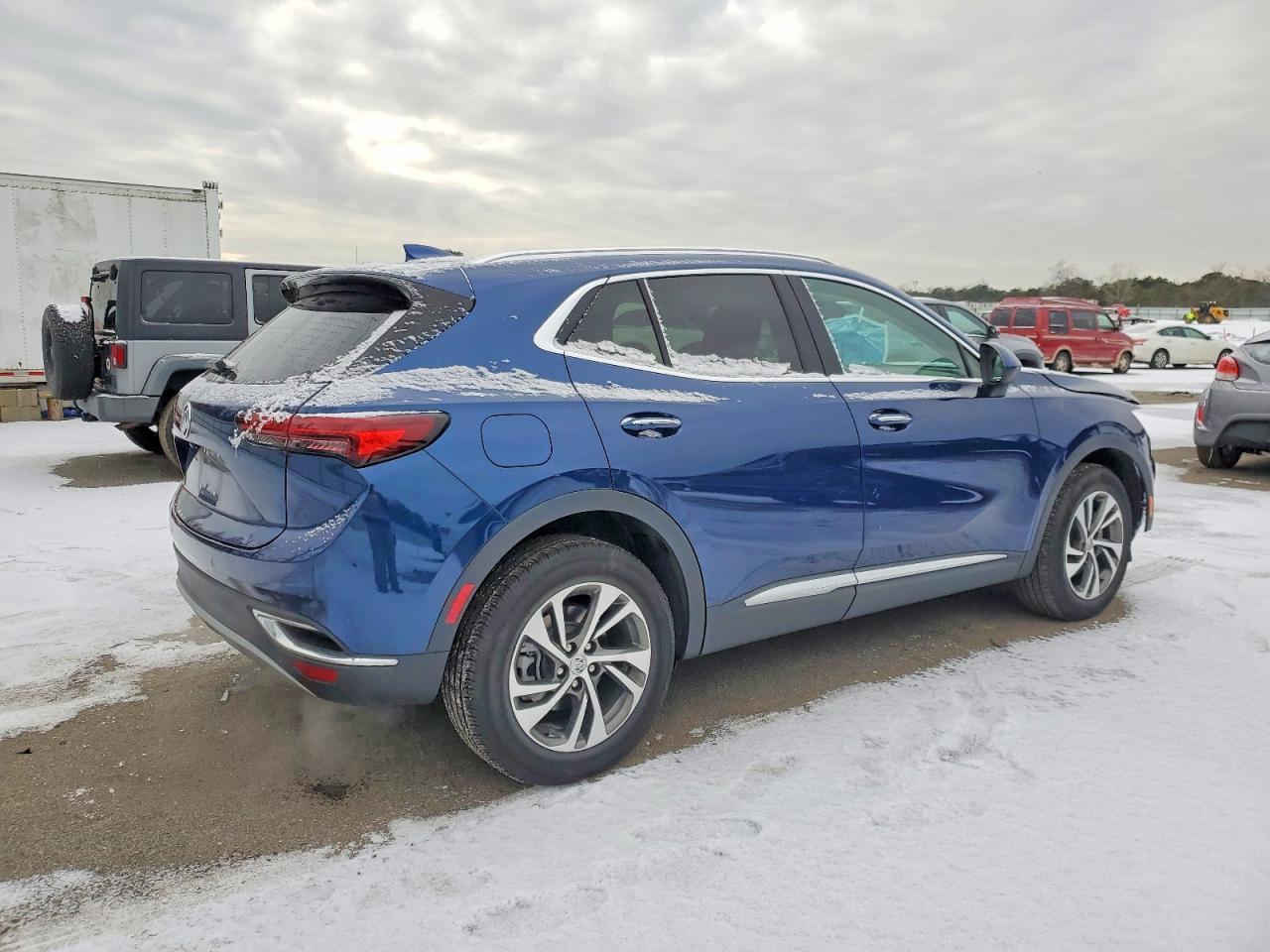 2023 BUICK ENVISION ESSENCE photo 3